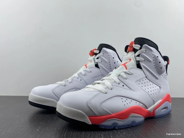 HYPE Retro (2014) 6 Jordan 384664-123 White Infrared 0821